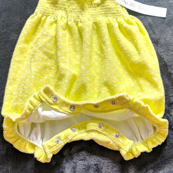 Electric Yellow & Polka Dot Romper/Hat Combo - Picture 3 of 10